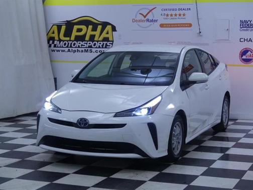 2022 Toyota Prius LE