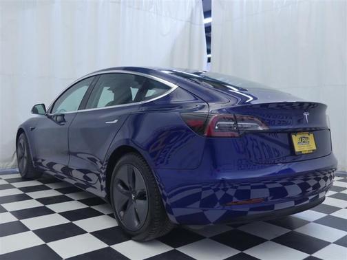 2019 Tesla Model 3 Standard Range Plus