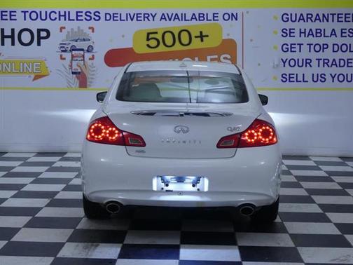 2015 INFINITI Q40 Base