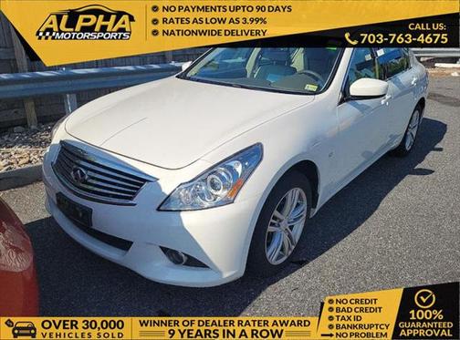 2015 INFINITI Q40 Base