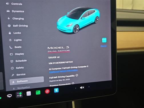 Pearl White Multi-Coat 2019 Tesla Model 3 Performance