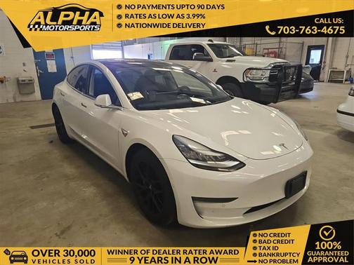 Pearl White Multi-Coat 2019 Tesla Model 3 Performance