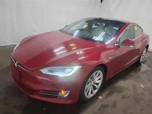 2016 Tesla Model S 90D