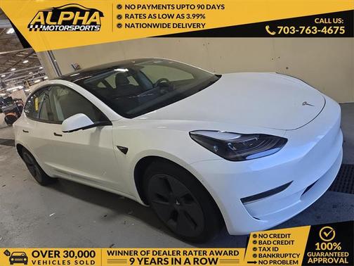 Pearl White Multi-Coat 2023 Tesla Model 3 Standard Range