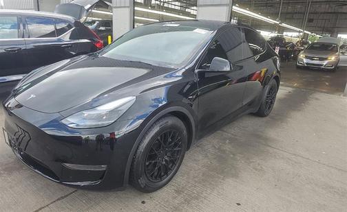 2021 Tesla Model Y Long Range Dual Motor All-Wheel Drive