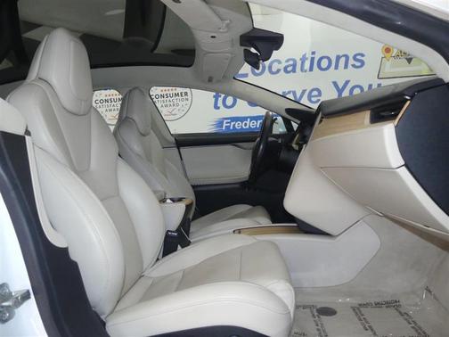 Pearl White Multi-Coat 2018 Tesla Model S 100D