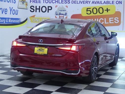 2022 Lexus ES 300h Premium