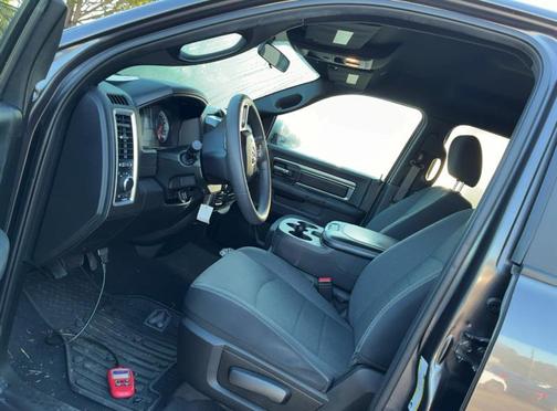 2021 RAM 1500 Classic Warlock Quad Cab 4x4 6'4' Box