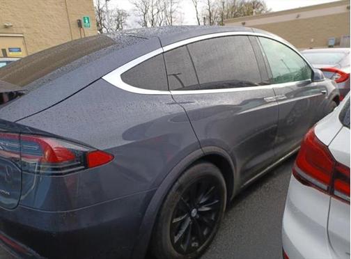 2021 Tesla Model X Long Range Dual Motor All-Wheel Drive