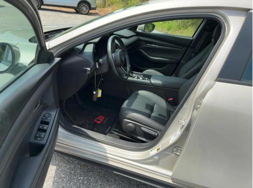 2022 Mazda Mazda3 FWD w/Select Package