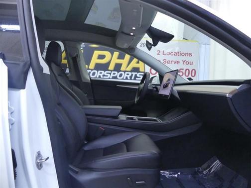 Pearl White Multi-Coat 2024 Tesla Model Y Long Range Dual Motor All-Wheel Drive
