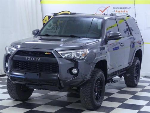 Magnetic Gray Metallic 2018 Toyota 4Runner TRD Off Road Premium