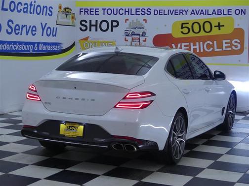 2022 Genesis G70 2.0T RWD