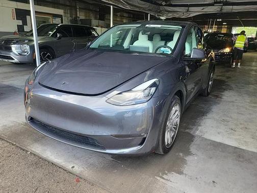 2021 Tesla Model Y Long Range Dual Motor All-Wheel Drive