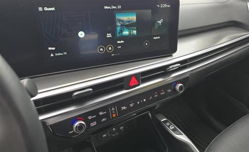 Snow White Pearl 2025 Kia Sorento Hybrid EX