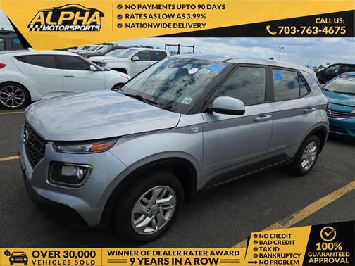 Stellar Silver 2021 Hyundai VENUE SE