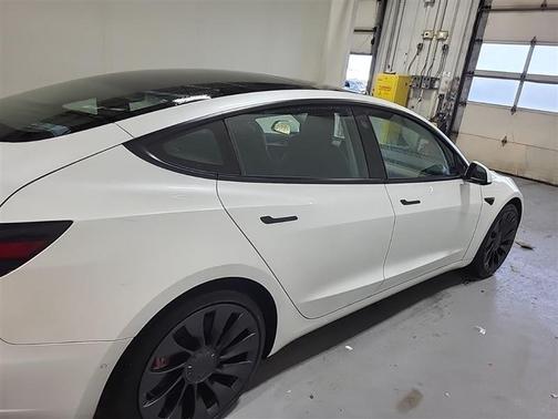 2022 Tesla Model 3 Performance