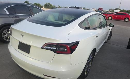 2021 Tesla Model 3 Standard Range Plus
