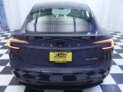 2024 Tesla Model 3 Long Range