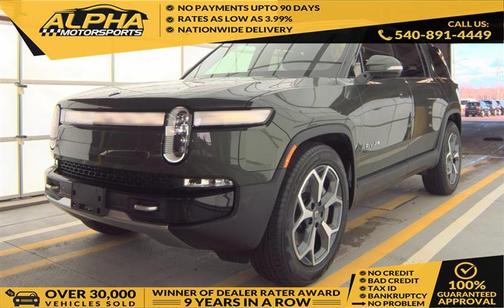 Green 2024 Rivian R1S ADVENTURE