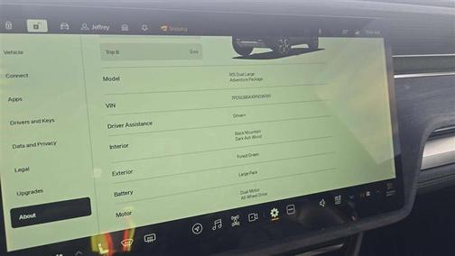 Green 2024 Rivian R1S ADVENTURE