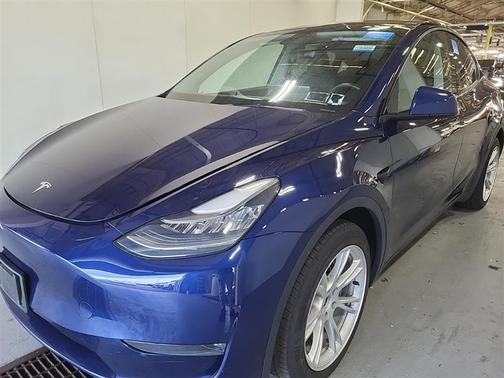 Deep Blue Metallic 2023 Tesla Model Y Long Range Dual Motor All-Wheel Drive