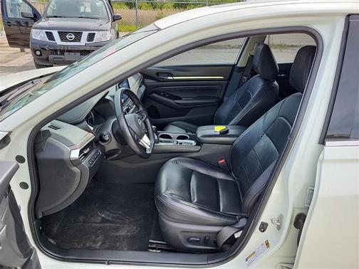 Pearl White Tricoat 2020 Nissan Altima Platinum Intelligent AWD