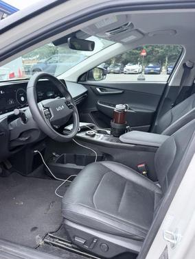 Glacier 2022 Kia EV6 Wind