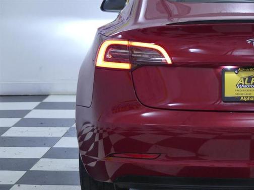 2020 Tesla Model 3 Standard Range Plus