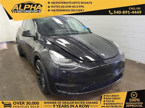 2023 Tesla Model Y Base