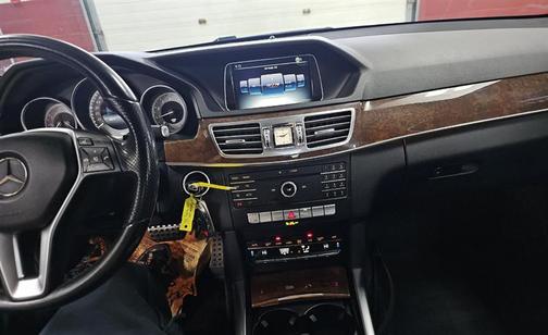 2016 Mercedes-Benz E-Class 4MATIC