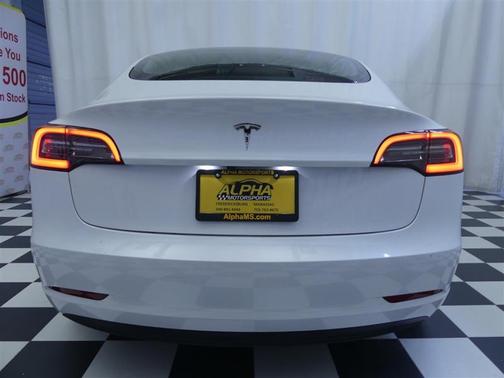 2023 Tesla Model 3 Standard Range