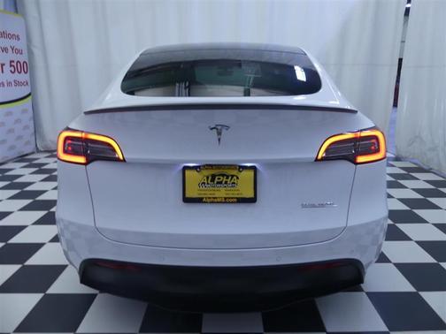 Pearl White Multi-Coat 2022 Tesla Model Y Performance Dual Motor All-Wheel Drive