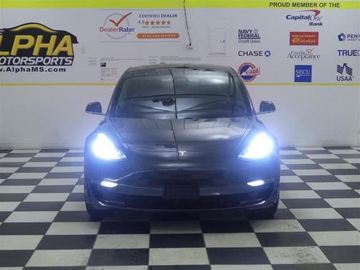 2019 Tesla Model 3 Standard Range Plus