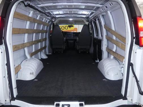 Summit White 2021 GMC Savana 2500 Work Van