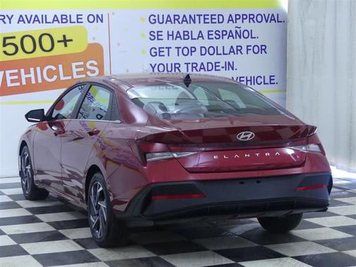 2025 Hyundai ELANTRA SEL