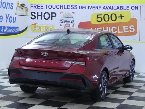 2025 Hyundai ELANTRA SEL