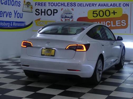 2021 Tesla Model 3 Standard Range Plus