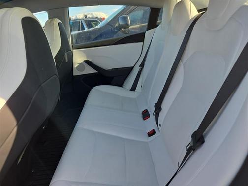 Deep Blue Metallic 2025 Tesla Model 3 Performance