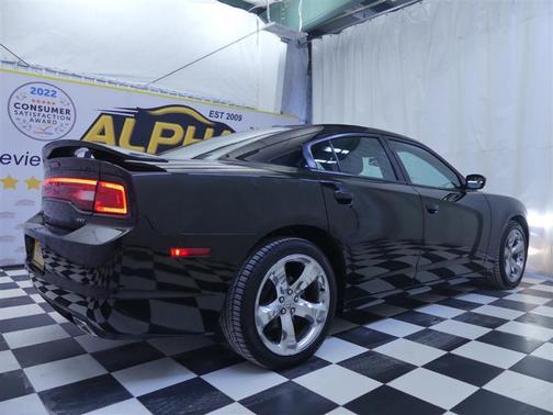 2014 Dodge Charger SXT