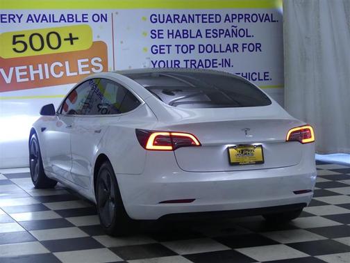 2020 Tesla Model 3 Standard Range Plus