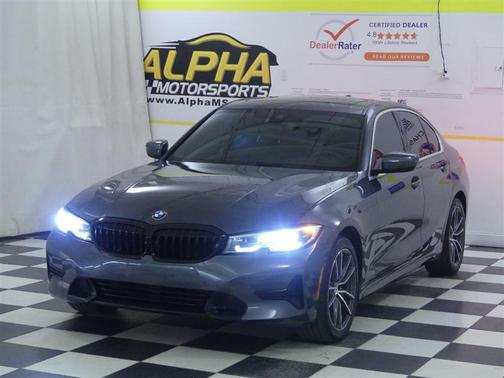 Mineral Grey Metallic 2022 BMW 330 xDrive
