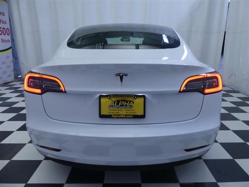 2023 Tesla Model 3 Standard Range