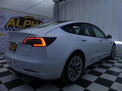 2023 Tesla Model 3 Standard Range