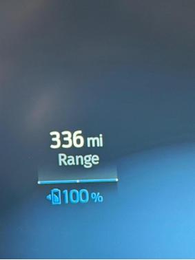 2022 Ford F-150 Lightning LARIAT