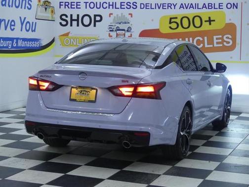 2023 Nissan Altima SR FWD