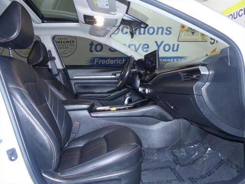 2023 Nissan Altima SR FWD