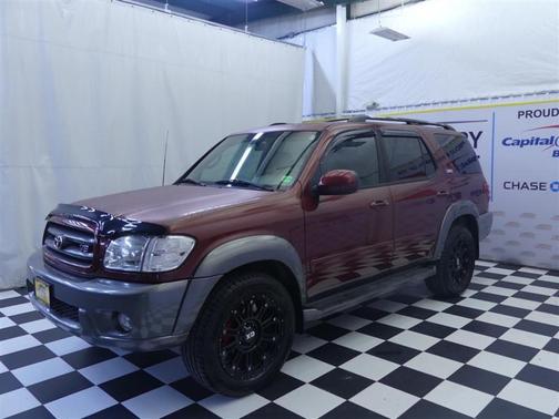 2004 Toyota Sequoia SR5
