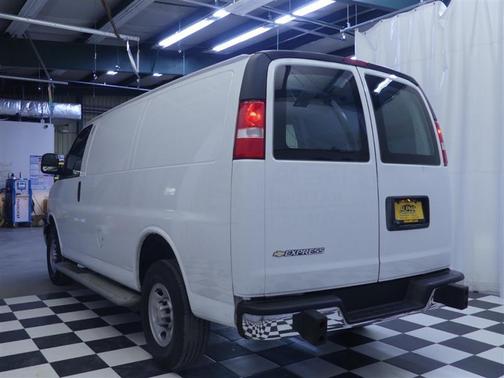 Summit White 2024 Chevrolet Express 2500 Work Van