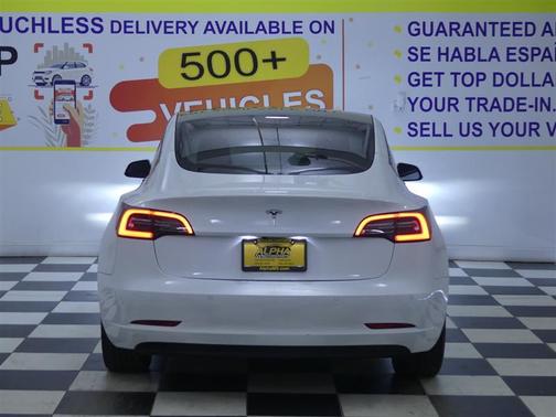 2021 Tesla Model 3 Standard Range Plus